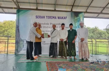 Terima Wakaf Ponpes di Bekasi, Ponpes Syaichona Moh. Cholil Lebarkan Sayap Dakwah ke Jawa Barat